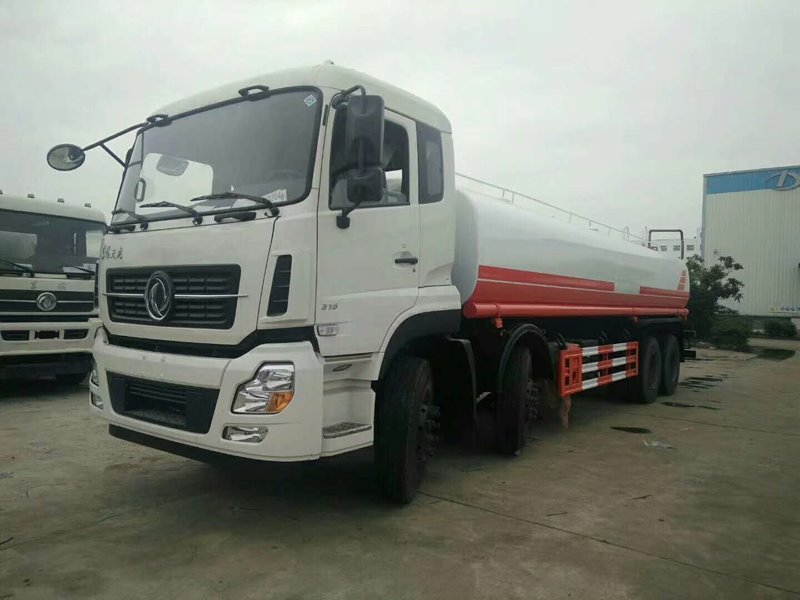 程力威牌CLW5180GLQD6瀝青灑布車