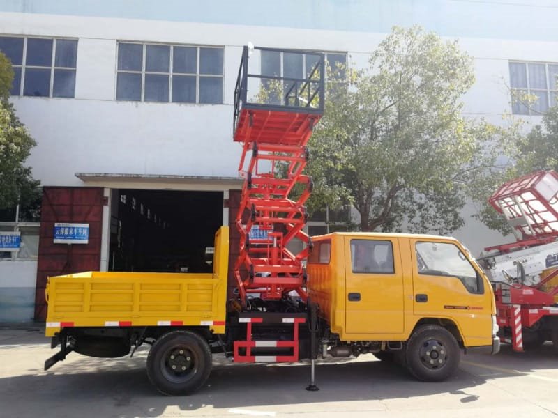 程力威牌CLW5045TBAJ6搬家作業(yè)車