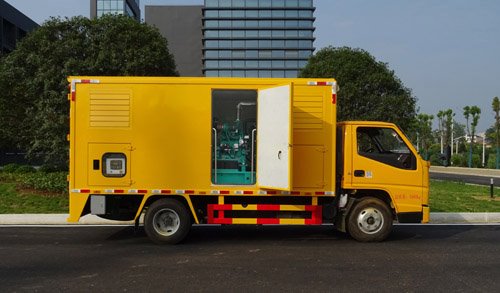 程力威牌CLW5060XDYJ6電源車(chē)
