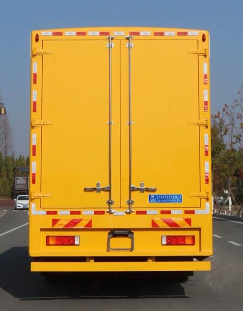 程力威牌CLW5180XDYD6電源車