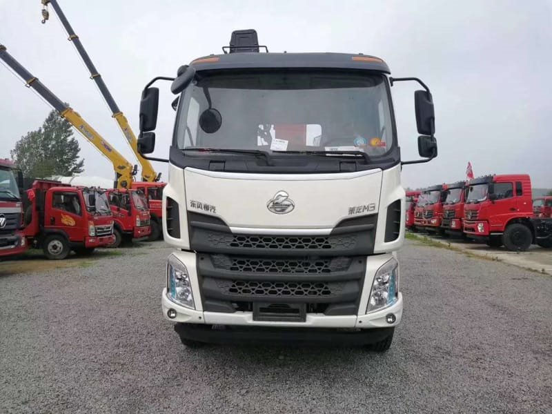 程力威牌CLW5180JSQL6隨車起重運(yùn)輸車隨車吊