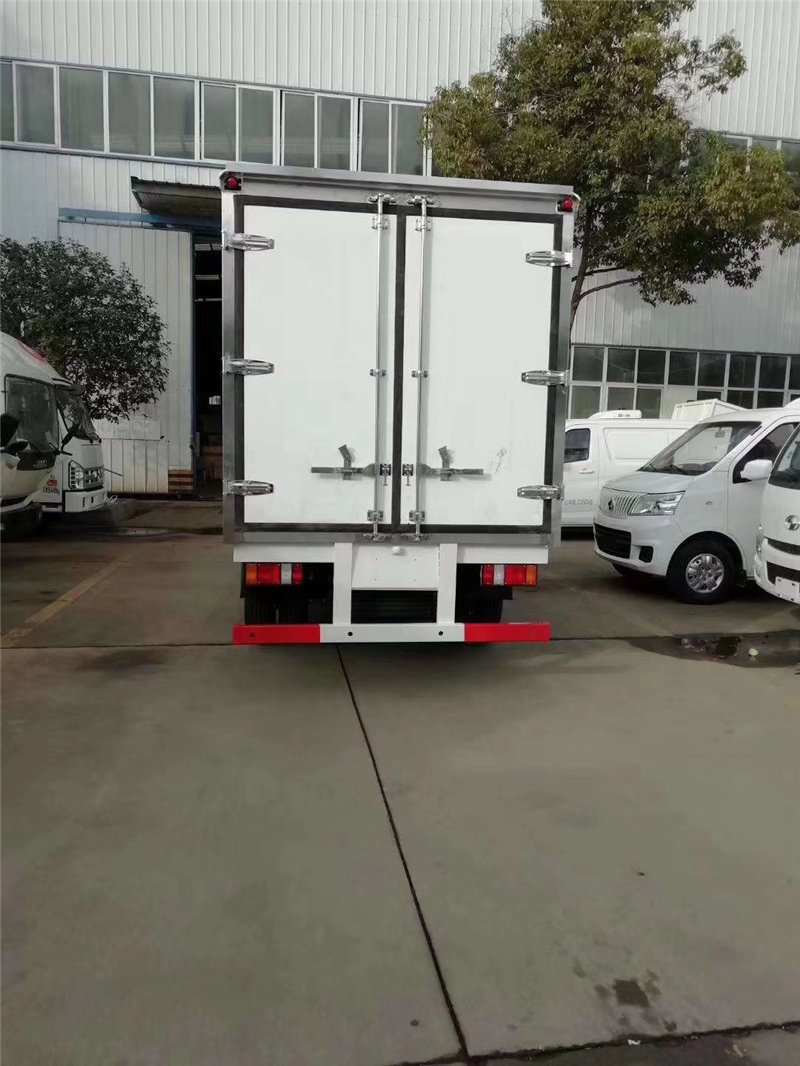 程力威牌CLW5043XLCJ6冷藏車