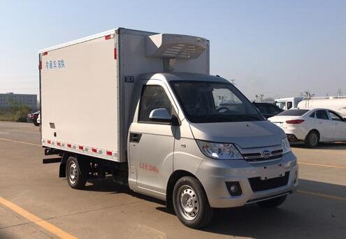 程力威牌CLW5020XLCRL6冷藏車