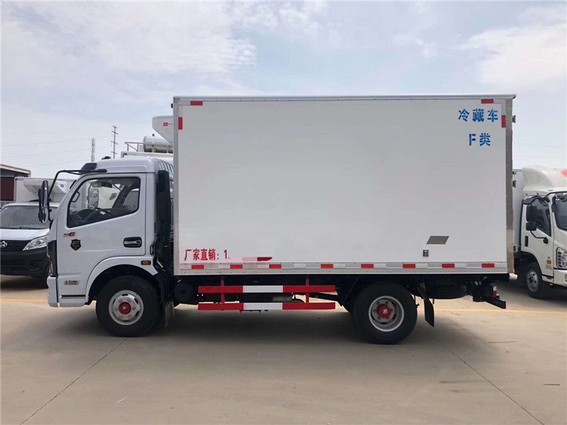 程力威牌CLW5045XLCE6冷藏車