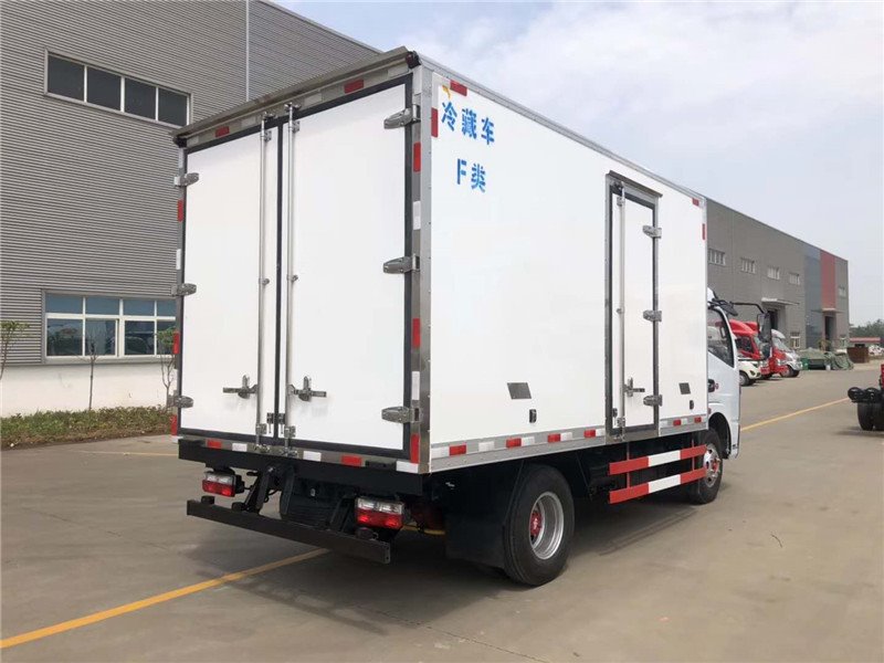 程力威牌CLW5045XLCE6冷藏車
