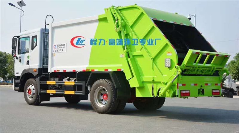 程力威牌CLW5181ZYS6壓縮式垃圾車
