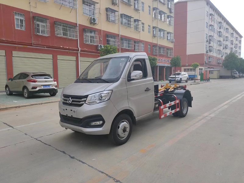 程力威牌CLW5030ZXXSC6車廂可卸式垃圾車
