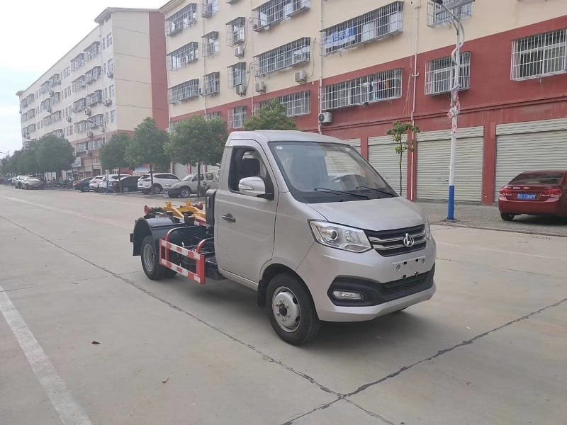 程力威牌CLW5030ZXXSC6車廂可卸式垃圾車