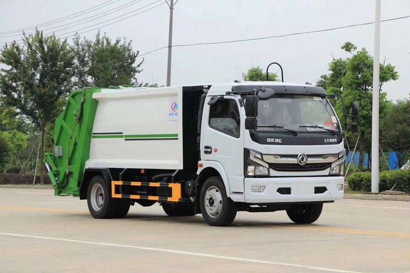 程力威牌CLW5070ZYSD6壓縮式垃圾車