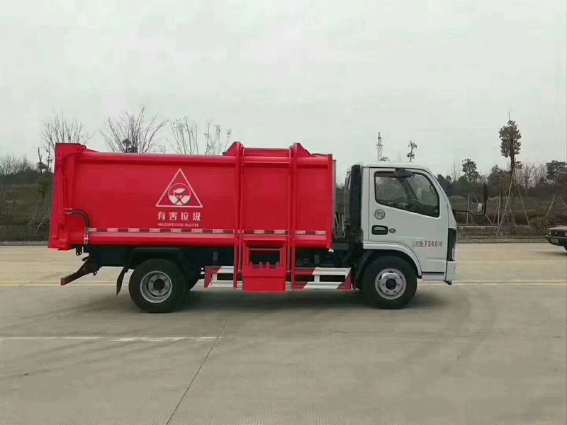 程力威牌CLW5071ZZZD6自裝卸式垃圾車