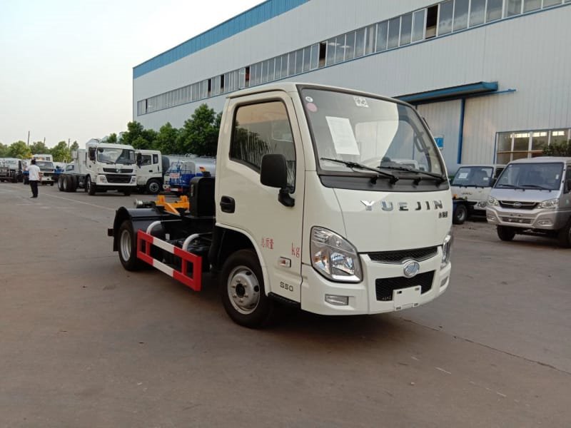 程力威牌CLW5030ZXXSH6車(chē)廂可卸式垃圾車(chē)