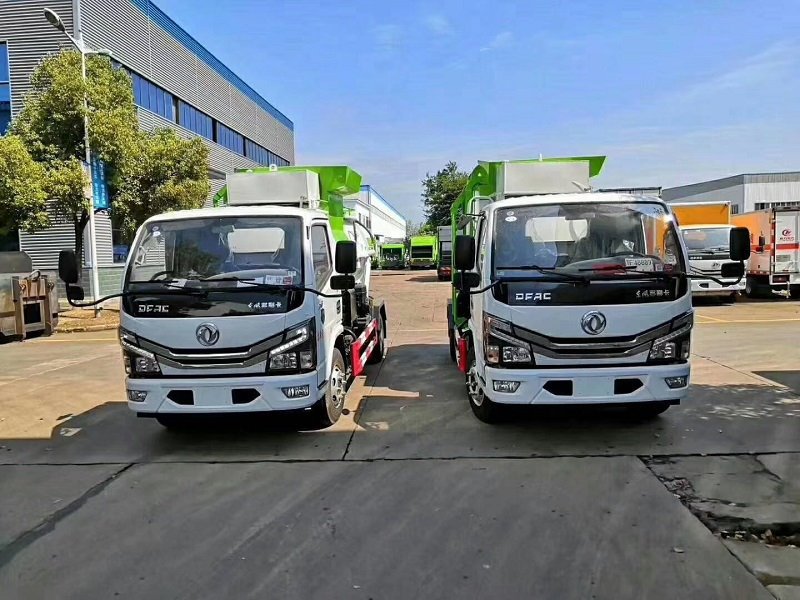 程力威牌CLW5070TCAKL6餐廚垃圾車