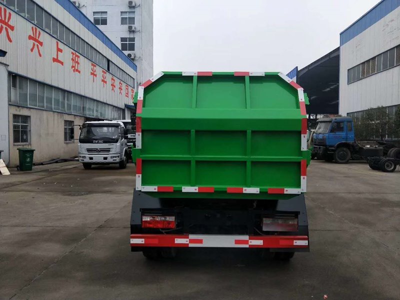 程力威牌CLW5040ZZZ6CD自裝卸式垃圾車
