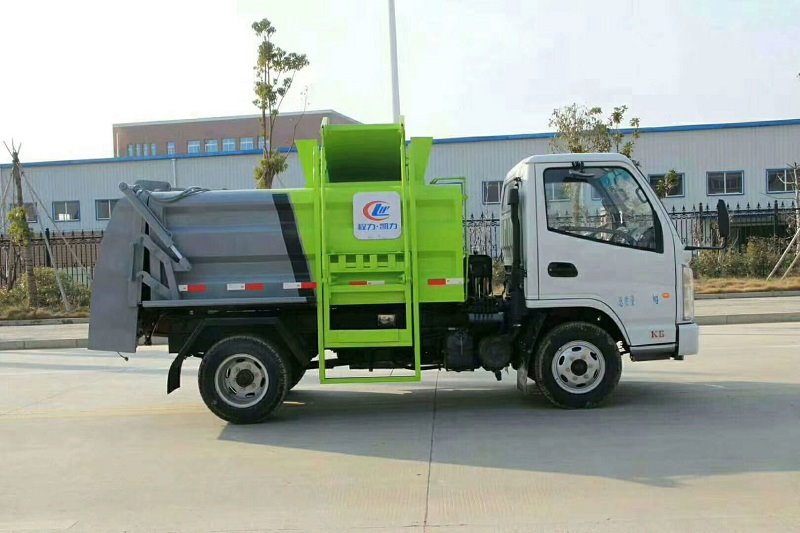 程力威牌CLW5040TCAK6餐廚垃圾車