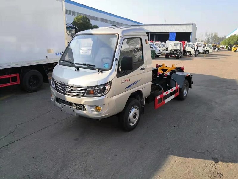 程力威牌CLW5037ZXXZB6車廂可卸式垃圾車