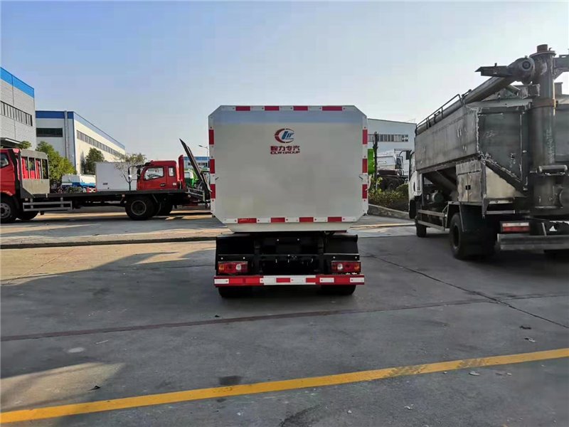 程力威牌CLW5037ZXXZB6車廂可卸式垃圾車