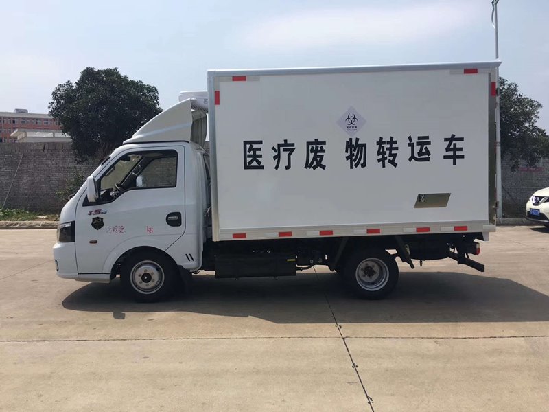 程力威牌CLW5030XYY6醫(yī)療廢物轉(zhuǎn)運(yùn)車