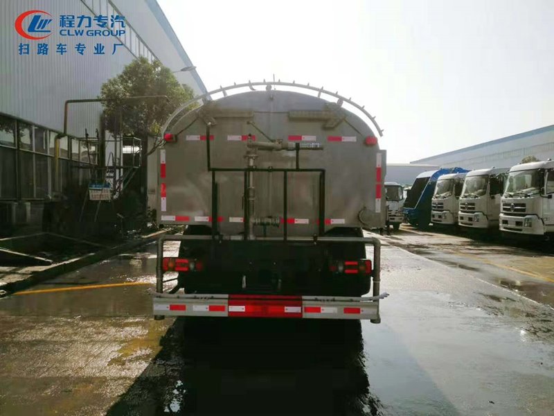 程力威牌CLW5180GQW6YT清洗吸污車