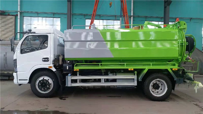 程力威牌CLW5040GQW6清洗吸污車