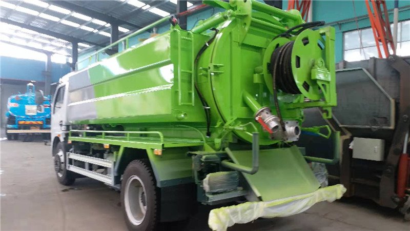 程力威牌CLW5040GQW6清洗吸污車