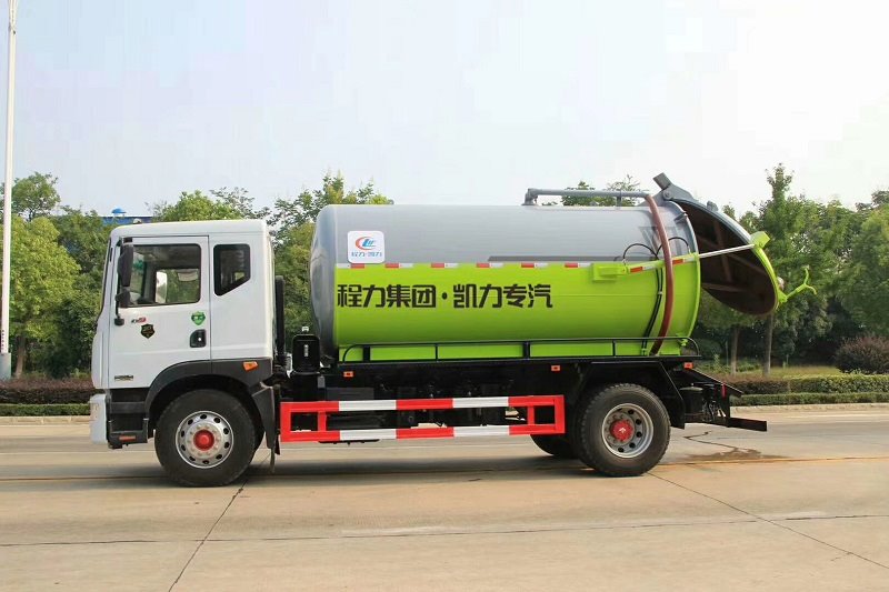 程力威牌CLW5180GQW6清洗吸污車(chē)