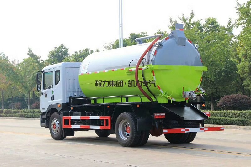 程力威牌CLW5180GQW6清洗吸污車(chē)