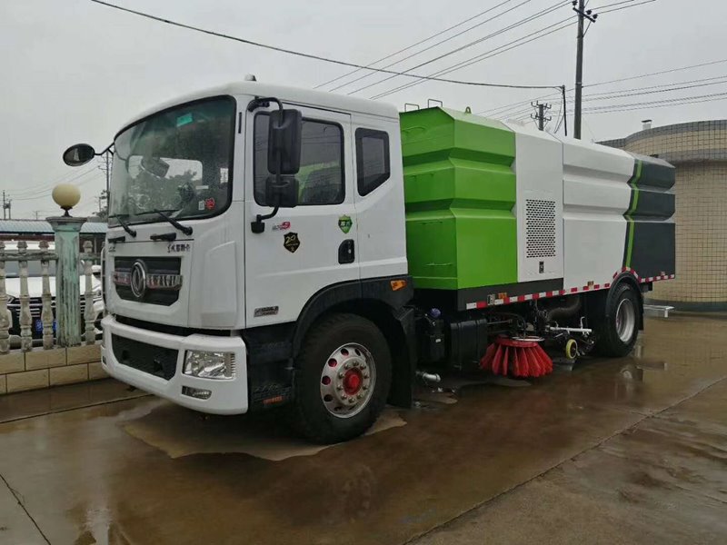 程力威牌CLW5180TXS6洗掃車