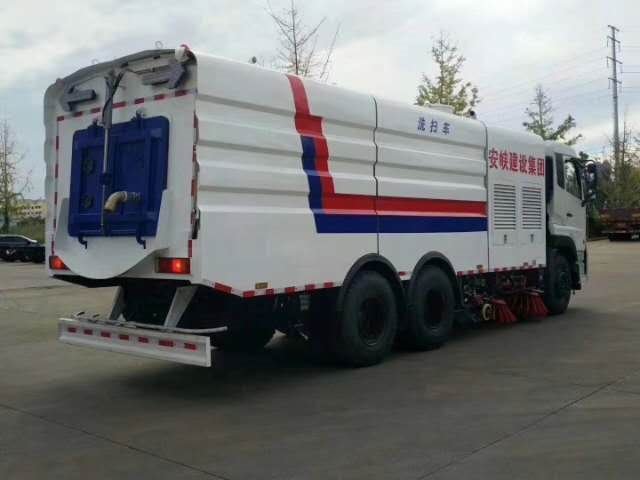 程力威牌CLW5258TXSE6洗掃車(chē)