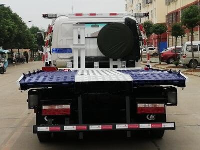 程力威牌CLW5040TQZF6清障車