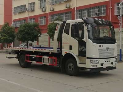 程力威牌CLW5080TQZC6清障車