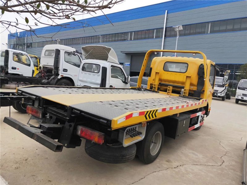 程力威牌CLW5040TQZB6清障車