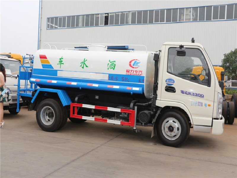 上了熱搜的凱馬5方綠化灑水車