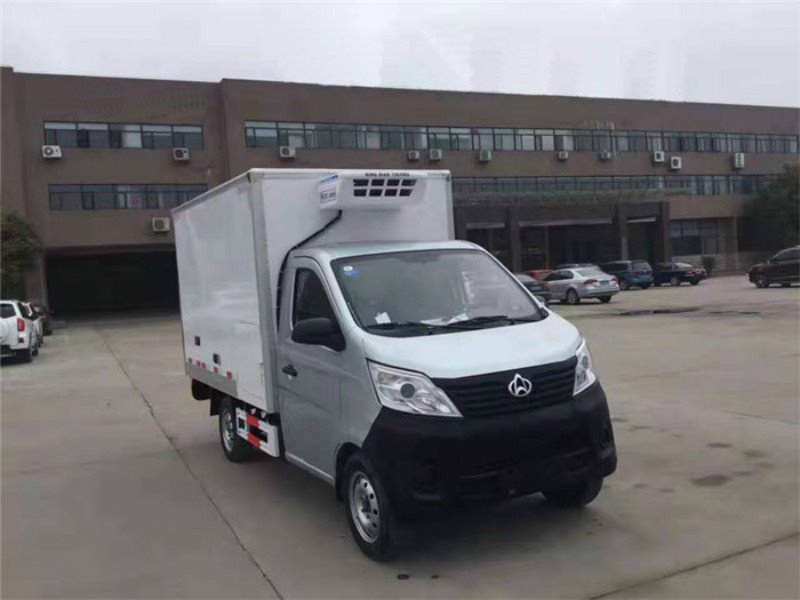 長(zhǎng)安之星牛奶運(yùn)輸專用冷藏車