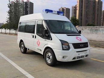 程力威牌CLW5040XJHCD6救護(hù)車(chē)