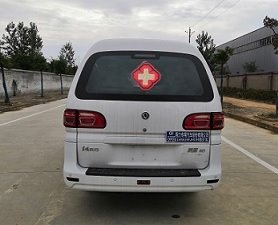 程力威牌CLW5020XJHCD6救護(hù)車