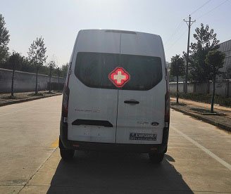 程力威牌CLW5041XJHCD6救護車