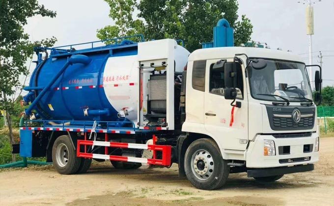 國六東風(fēng)天錦污泥處理車