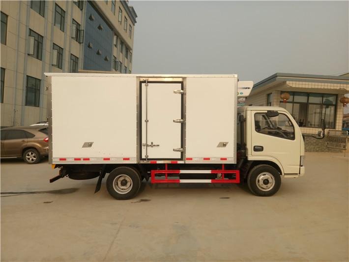 火爆的東風(fēng)多利卡4.2米國(guó)六小型冷藏車