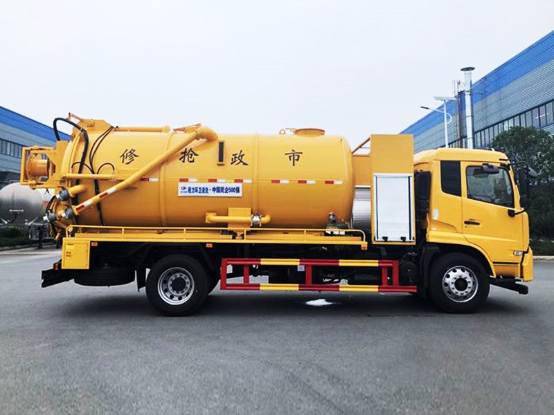 東風(fēng)天錦13方清洗吸污車