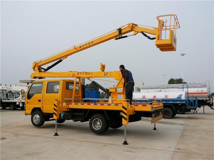 五十鈴高空作業(yè)車