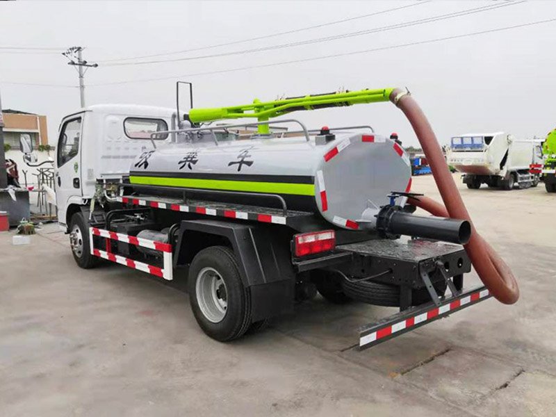 東風國六藍牌2噸吸糞車廠家