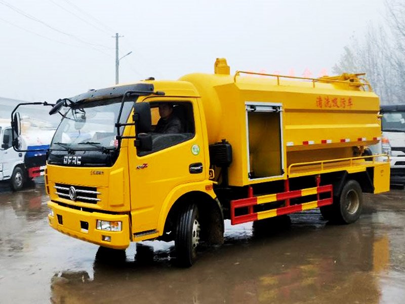 現(xiàn)貨出售高壓清洗吸污車
