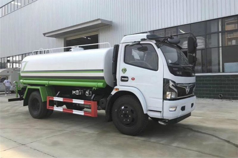 利用環(huán)衛(wèi)霧炮灑水車洗車好不好