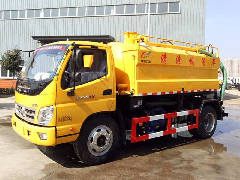 清洗吸污車(chē)與高壓清洗車(chē)的區(qū)別