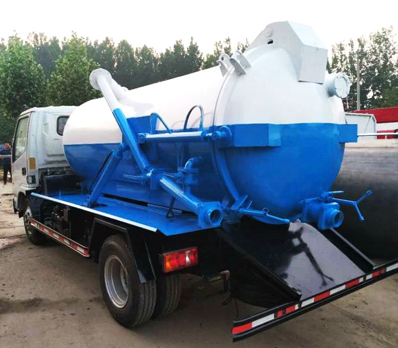 供應(yīng)真空大型清洗吸污車