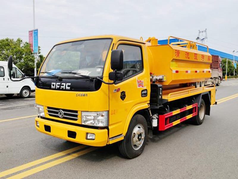 東風(fēng)藍(lán)牌清洗吸污車