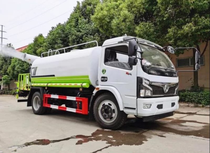 國六東風(fēng)福瑞卡10噸灑水車