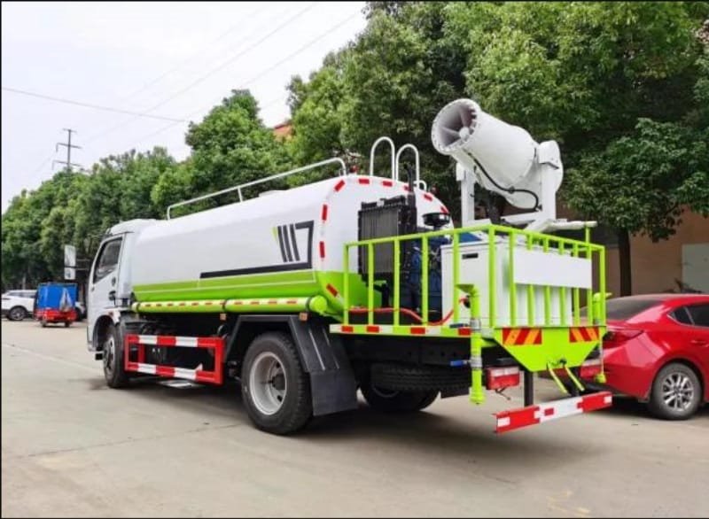 國六東風(fēng)福瑞卡10噸灑水車