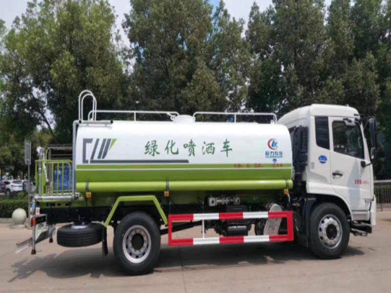 東風天錦國六環(huán)衛(wèi)灑水車熱賣中