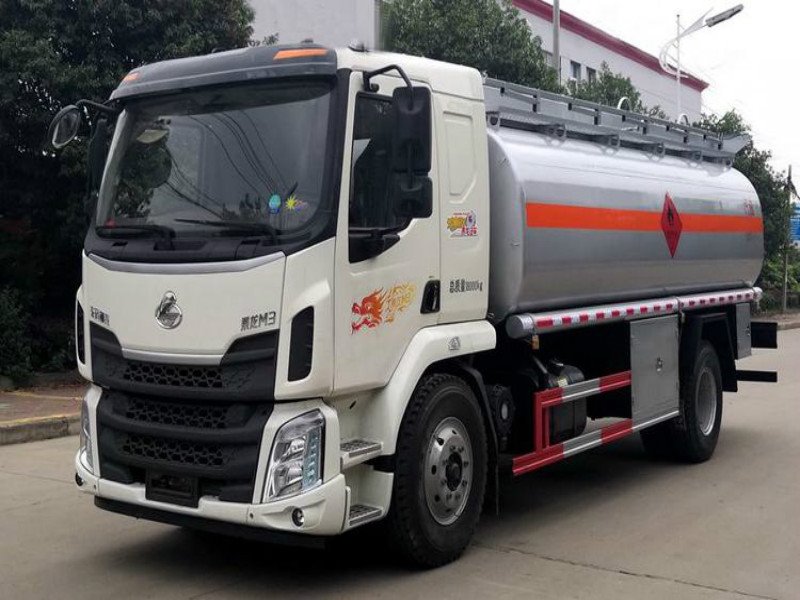 油罐車廠家月末大促，活動力度大